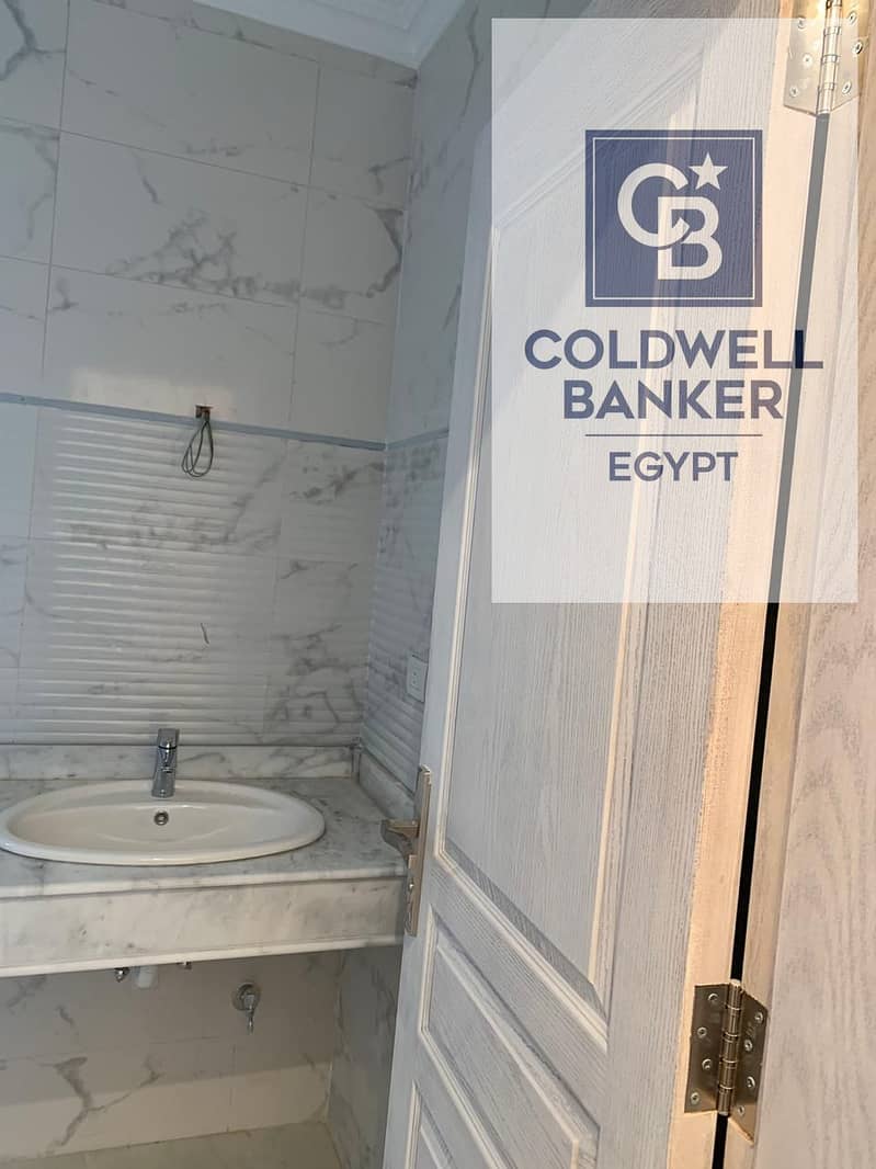 11 fc3b54ad-8141-405c-98fa-e8d82ff1dcc2. jpg