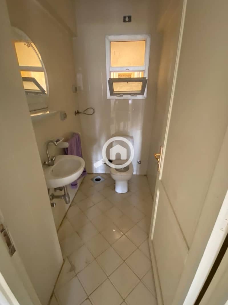 6 93a18923-0baf-45b6-9102-6719fe6a5915. jpg