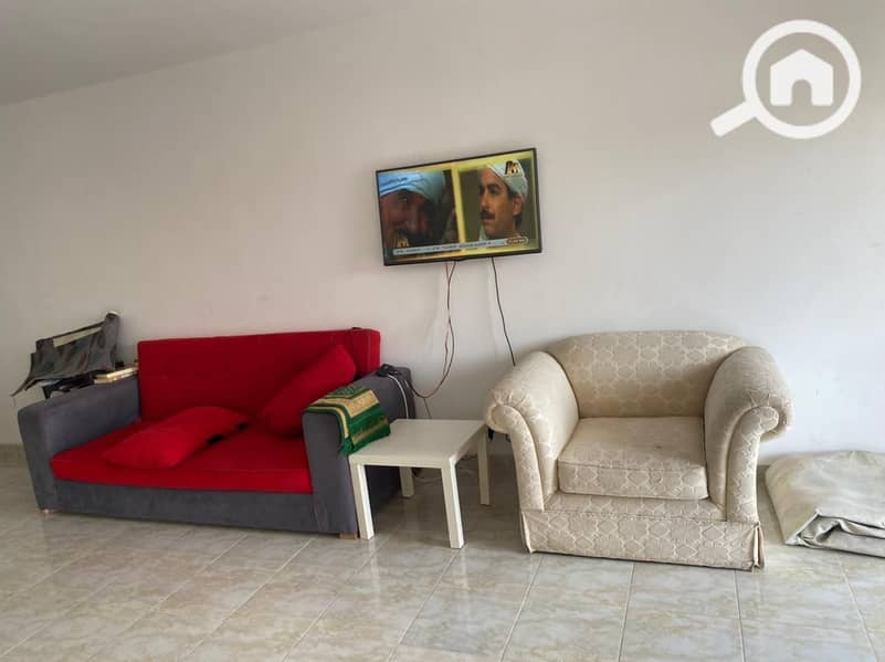 9 4065e0c2-a1ea-49f2-b4bc-1a8057c0ee00. jpg