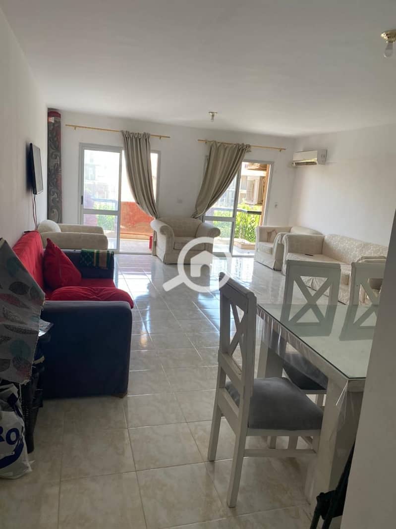 12 bf7a3e14-51cf-45b7-a021-215979bc5fc0. jpg