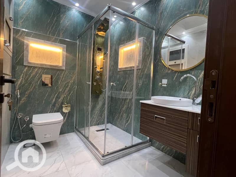 4 1d540e7d-6aef-4f4f-90cc-2063208f0e69. jpg