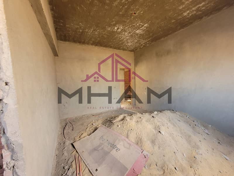 3 photo_6021701048902290274_y. jpg