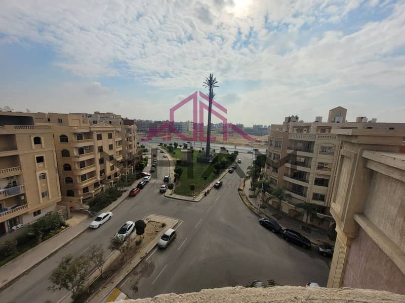 4 photo_6021701048902290275_y. jpg