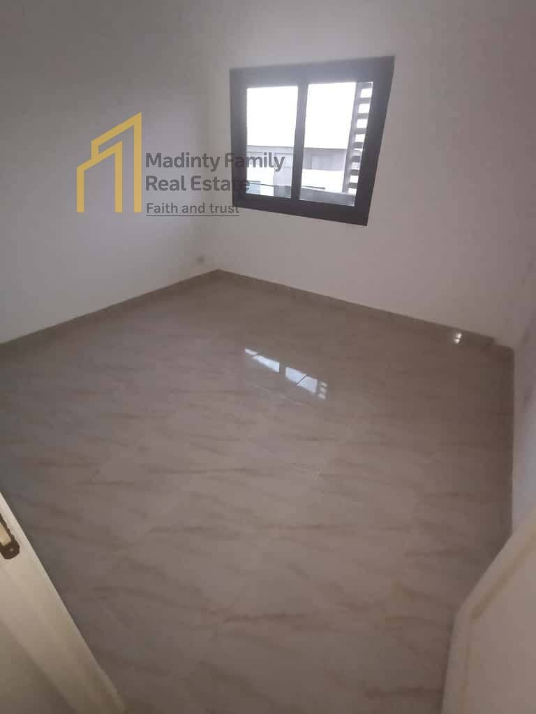 4 WhatsApp Image 2025-10-24 at 18.27. 18 (1). jpeg