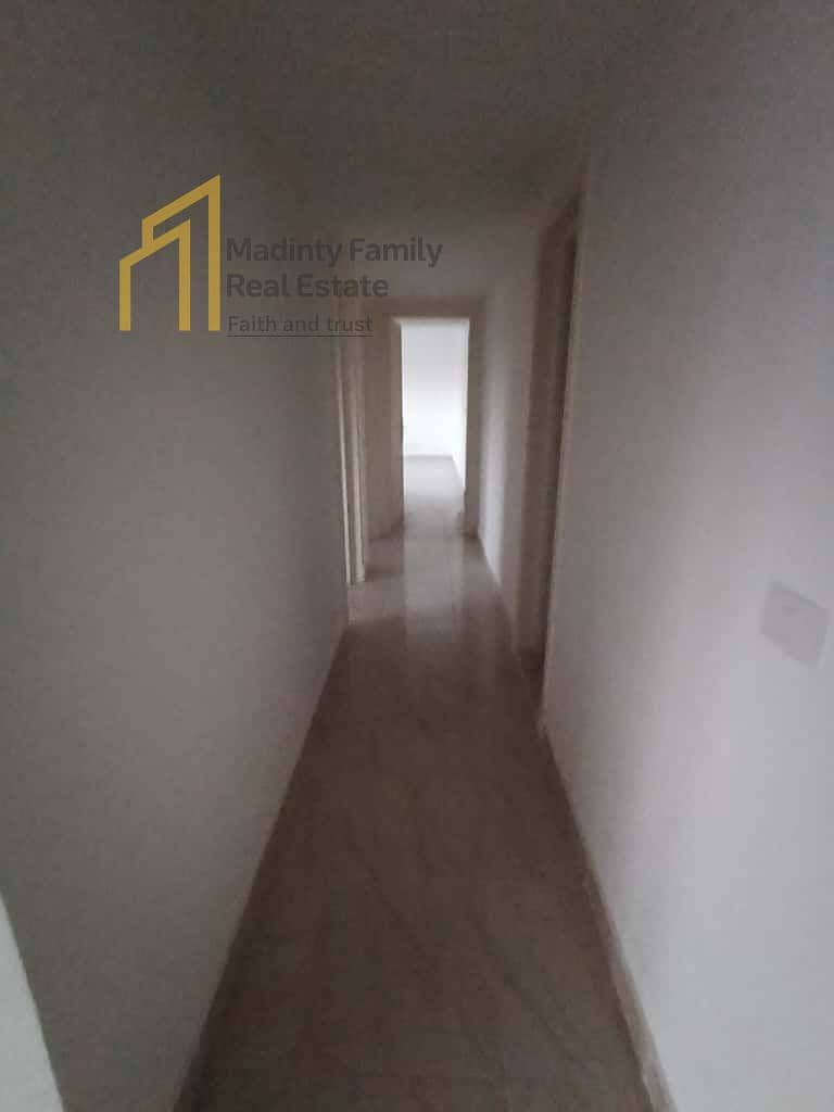 5 WhatsApp Image 2025-10-24 at 18.27. 18. jpeg