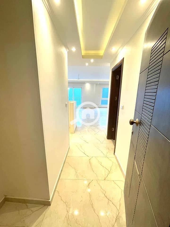 2 DDF99988-60BC-4BBE-81AF-5B82AAE2BE28. jpeg