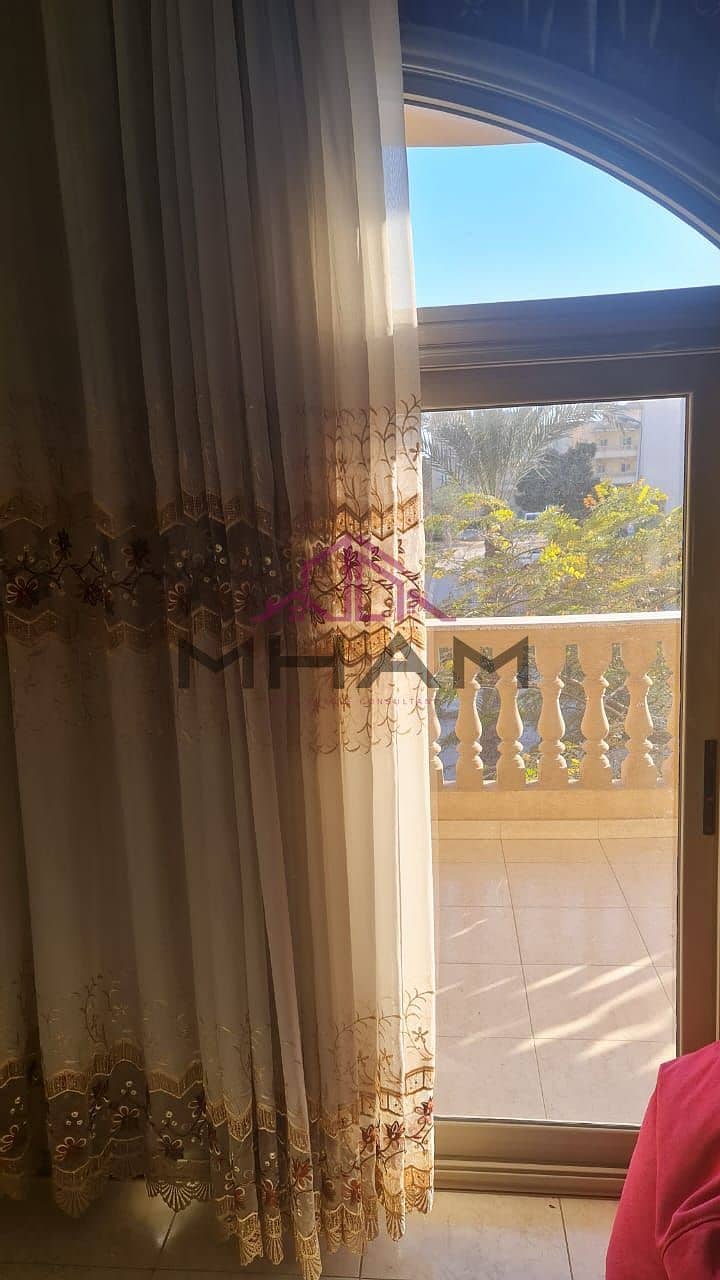 22 photo_6035164710518328604_y. jpg