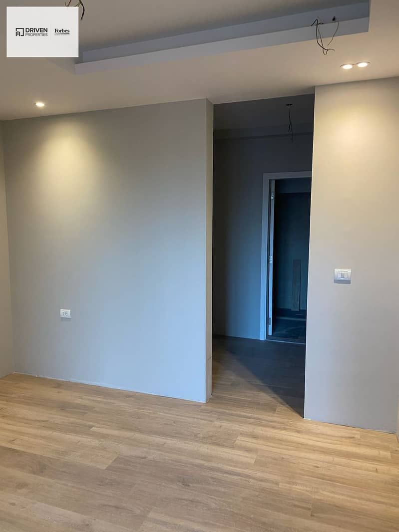 8 WhatsApp Image 2026-01-15 at 4.15. 16 PM (4). jpeg