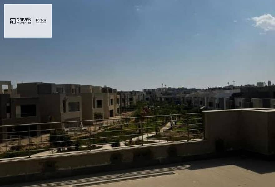 8 9083c8e2-a944-4a76-8010-3604259fb9cf. jpg