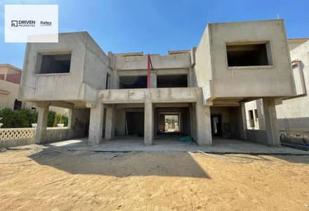 6 Bedroom Villa for Sale in 6th of October, Giza - e3698d07-d324-403d-82ed-33a0d192df0c. jpg