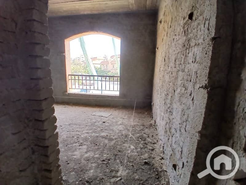 13 ea118148-9e28-4661-9d93-454b23477a4a. jpg