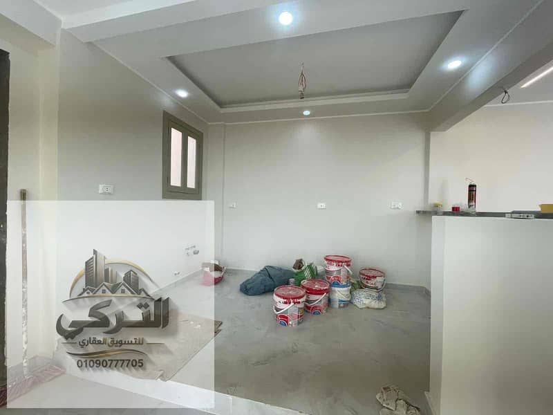 7 51a8c37d-60b2-4a51-9cb9-bec8440f54d6. jpg