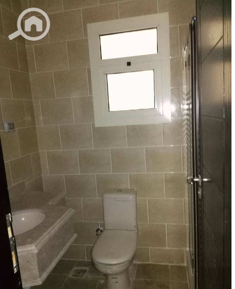 11 19f7cacb-f4d6-477e-9a09-2f36d09b5c98. jpg