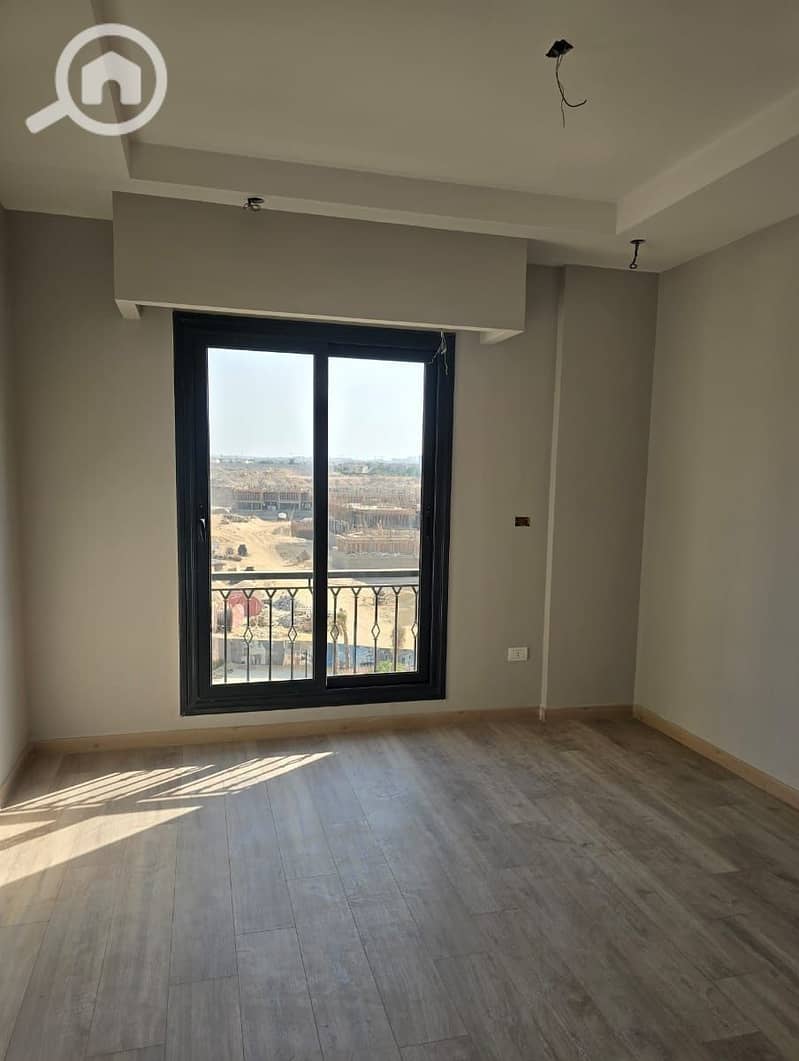 12 WhatsApp Image 2025-08-19 at 17.50. 17_9530b5c2. jpg