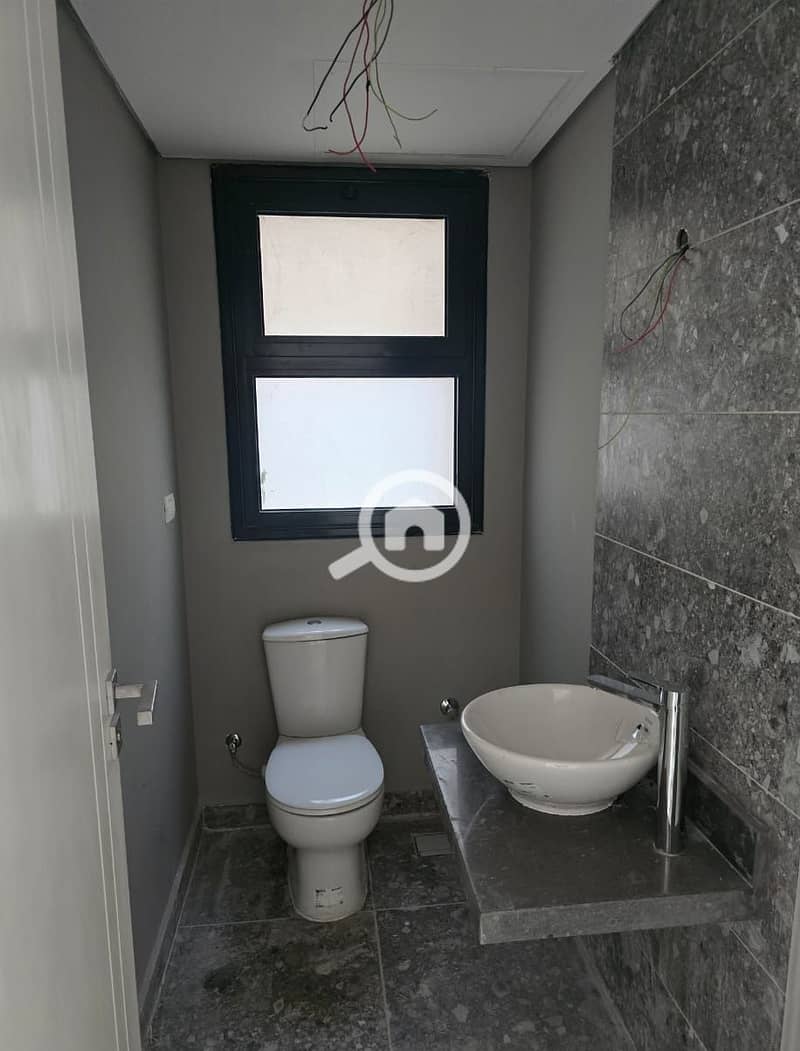 13 WhatsApp Image 2025-08-19 at 17.50. 17_b6e03af5. jpg