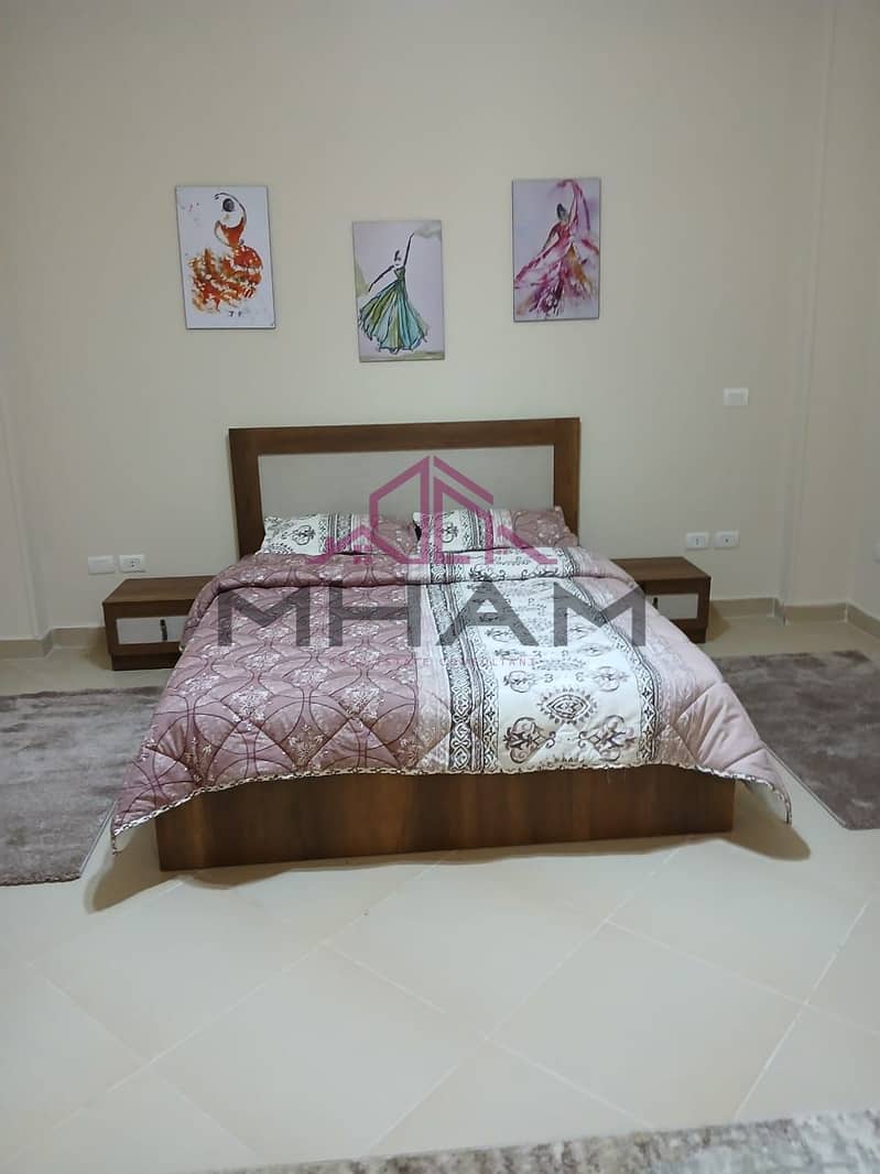 4 photo_6035164710518328498_y. jpg