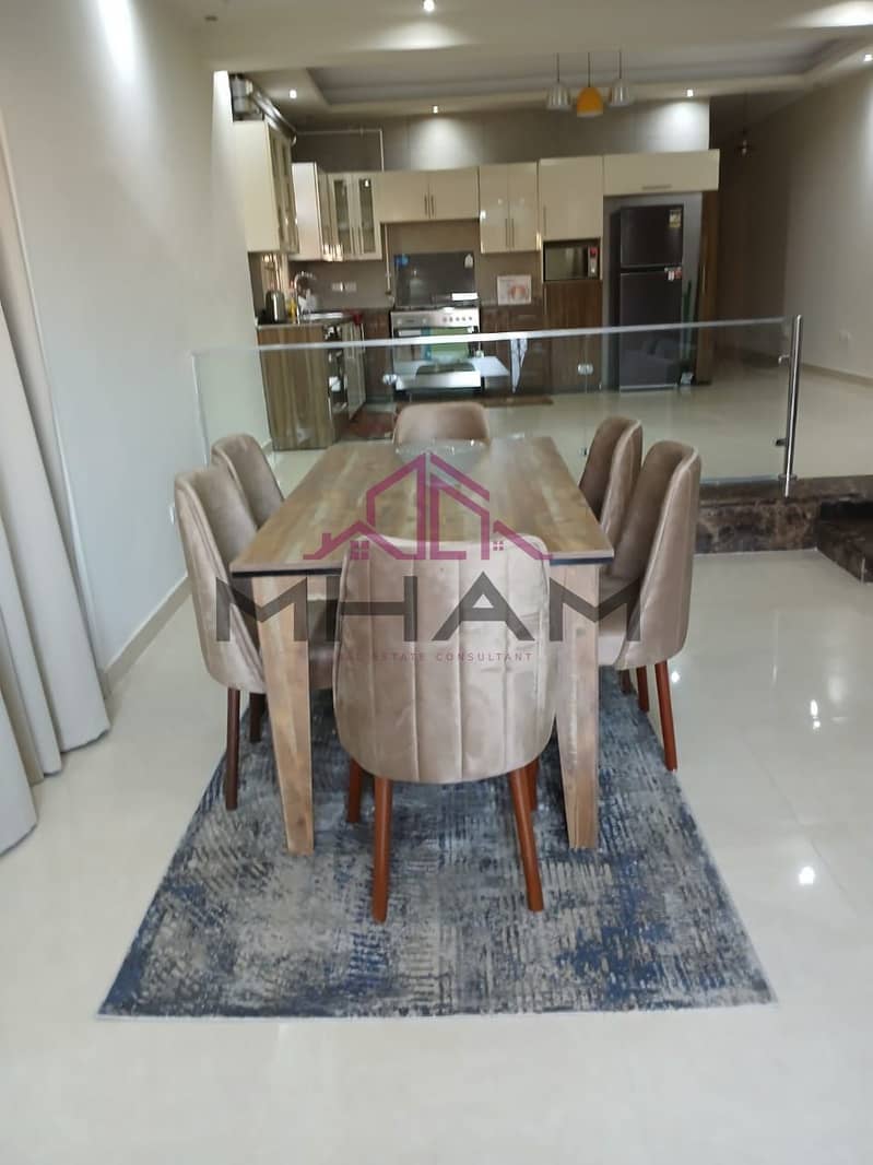 6 photo_6035164710518328501_y. jpg