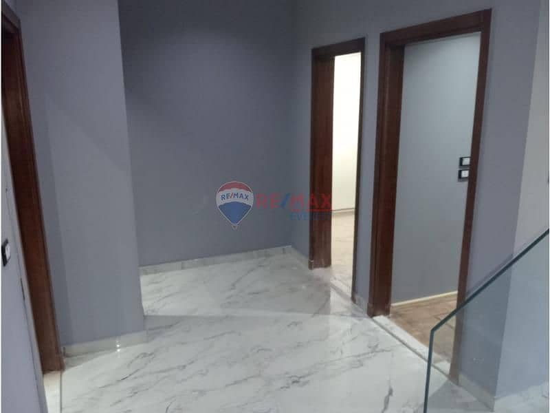 10 caf63343-caad-41ec-9999-bb061f90e4a8. jfif. jpg