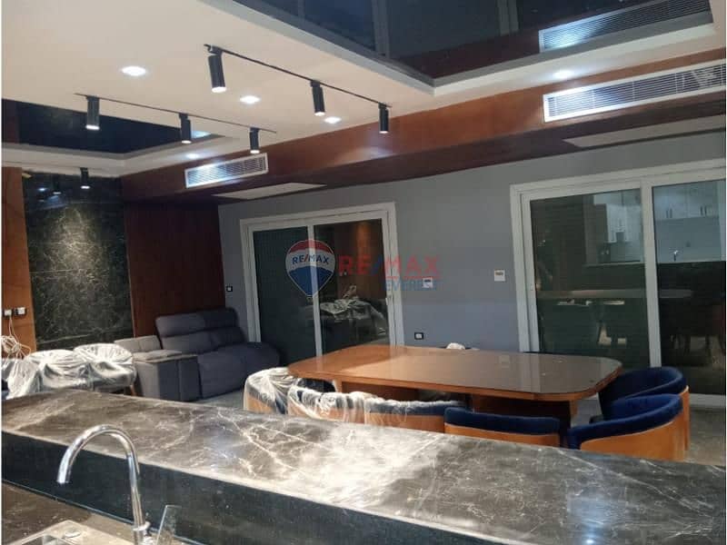 21 56aea61b-b8f8-492b-a895-2d6ea88d6cff. jfif. jpg