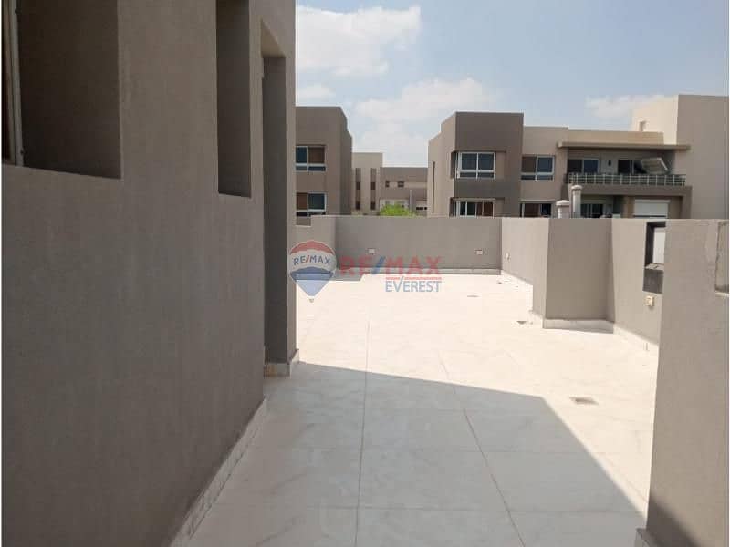 22 f442531c-b9a7-4b4a-ae68-b1f6aa62e4e0. jfif. jpg