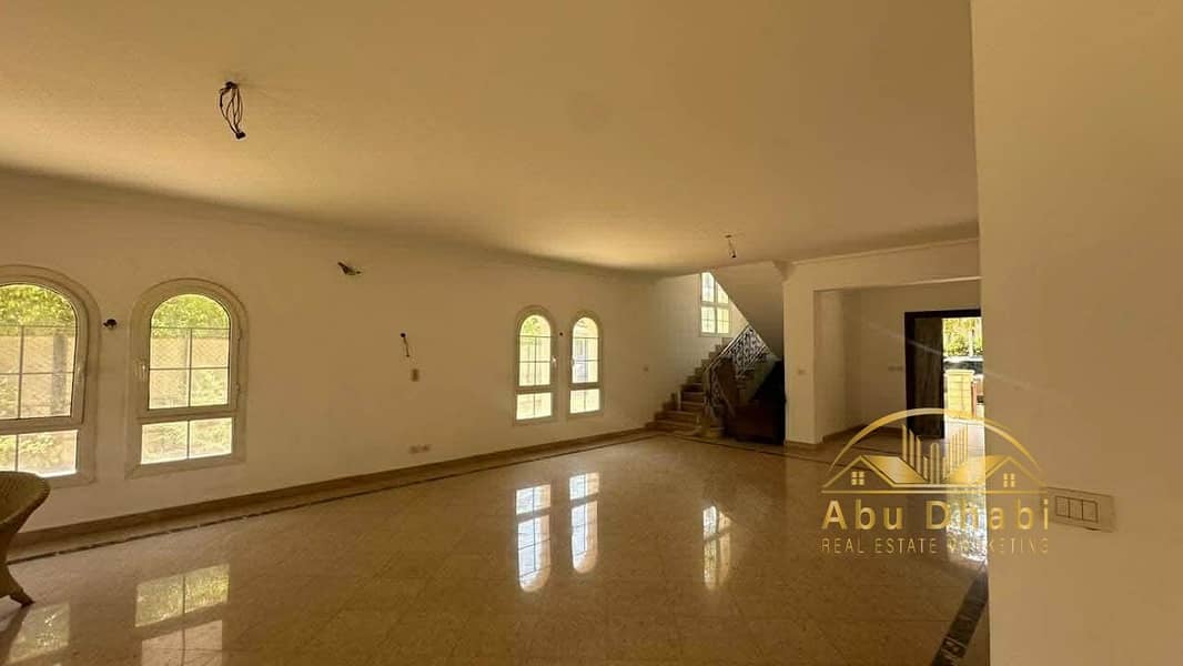 8 a0e682b0-d0bb-4b17-951d-39d7b81bb285. jpg