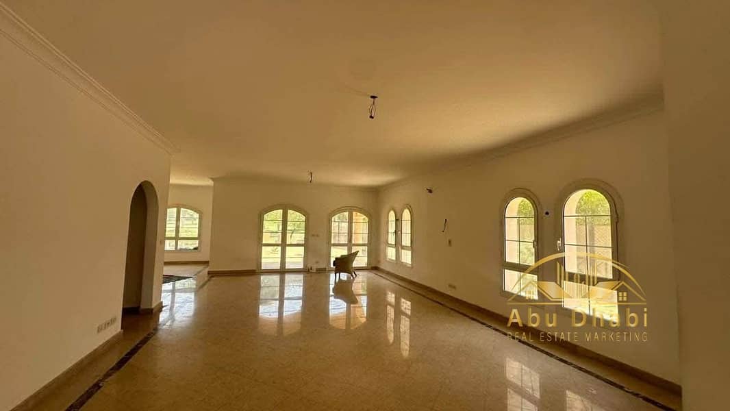 9 c8fafcbc-cf82-4ab7-925d-bda052f5a8cb. jpg