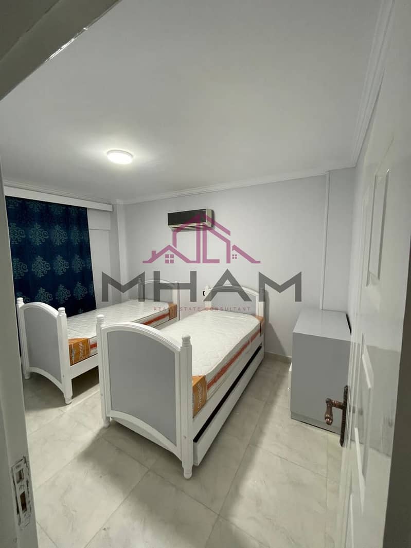 11 photo_6035164710518328489_y. jpg