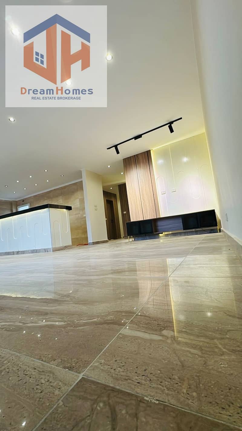 2 022e5bf5-63e5-403e-a103-76564b79f6d9. jpg