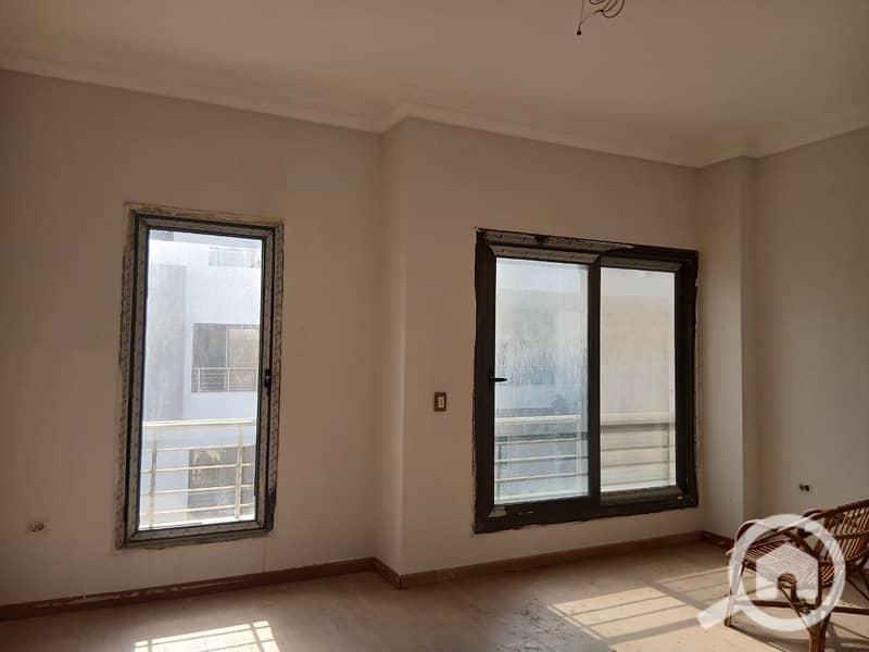 8 WhatsApp Image 2025-12-14 at 13.01. 02_f3048227. jpg