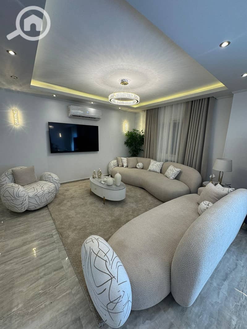 2 8a8acdb4-536e-4baa-ba09-4ce248399511. jpg