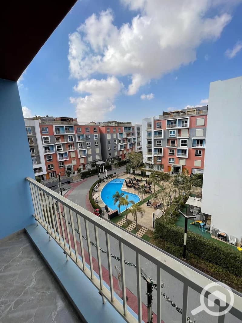 17 ece2deb1-0149-49ff-8e77-b62e2e37cbab. jpg