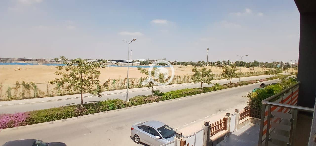 13 WhatsApp Image 2025-09-23 at 13.52. 11_5893a1d0. jpg