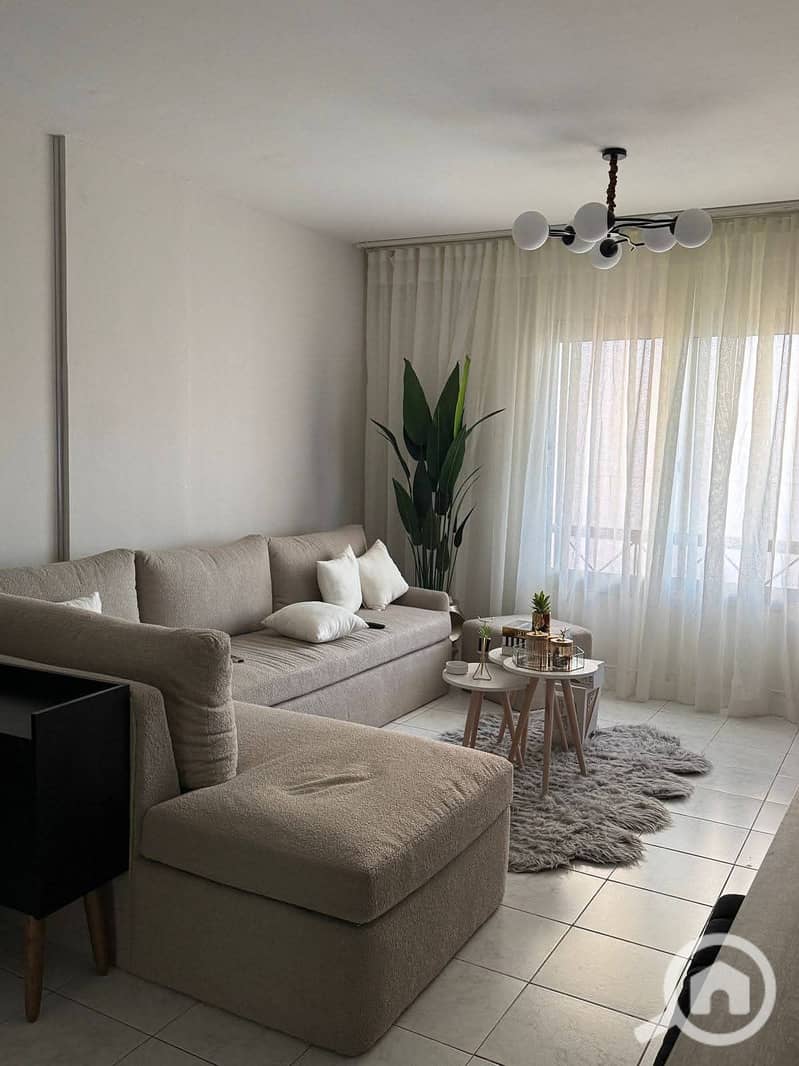 2 eddc1dcb-192a-4a5f-aca8-25cb1c569674. jpeg