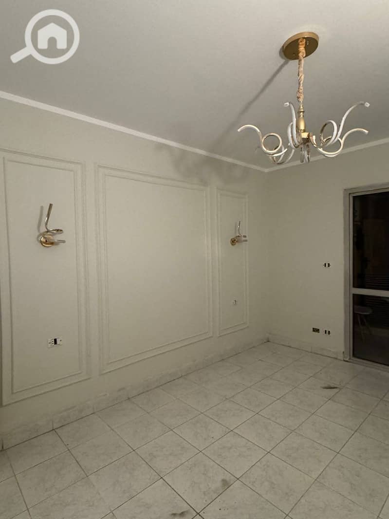 9 5d1d5ac6-9b0e-446c-97d6-9d31433cf631. jpeg