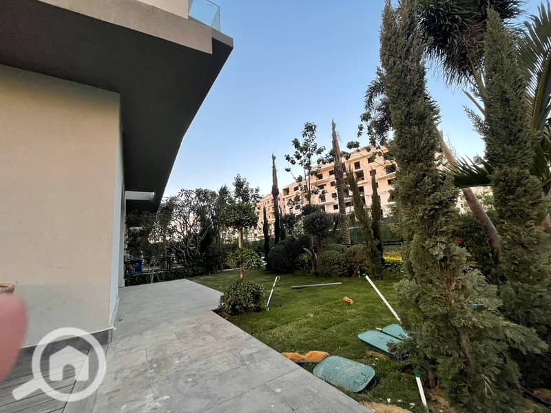 5 5f41bc94-1039-4e5e-89ce-a2aed746c9a4. jpg