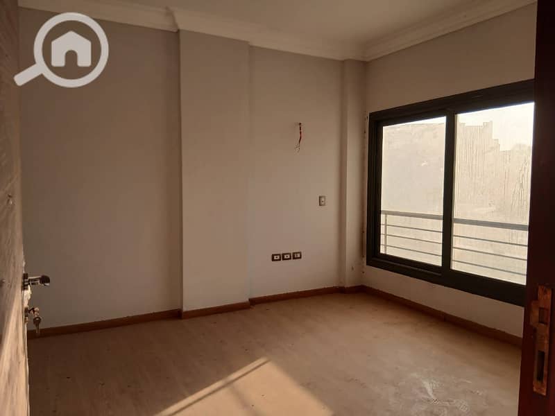 8 d2d6a242-4649-4a12-8cdb-c4368f2eb08b. jpg