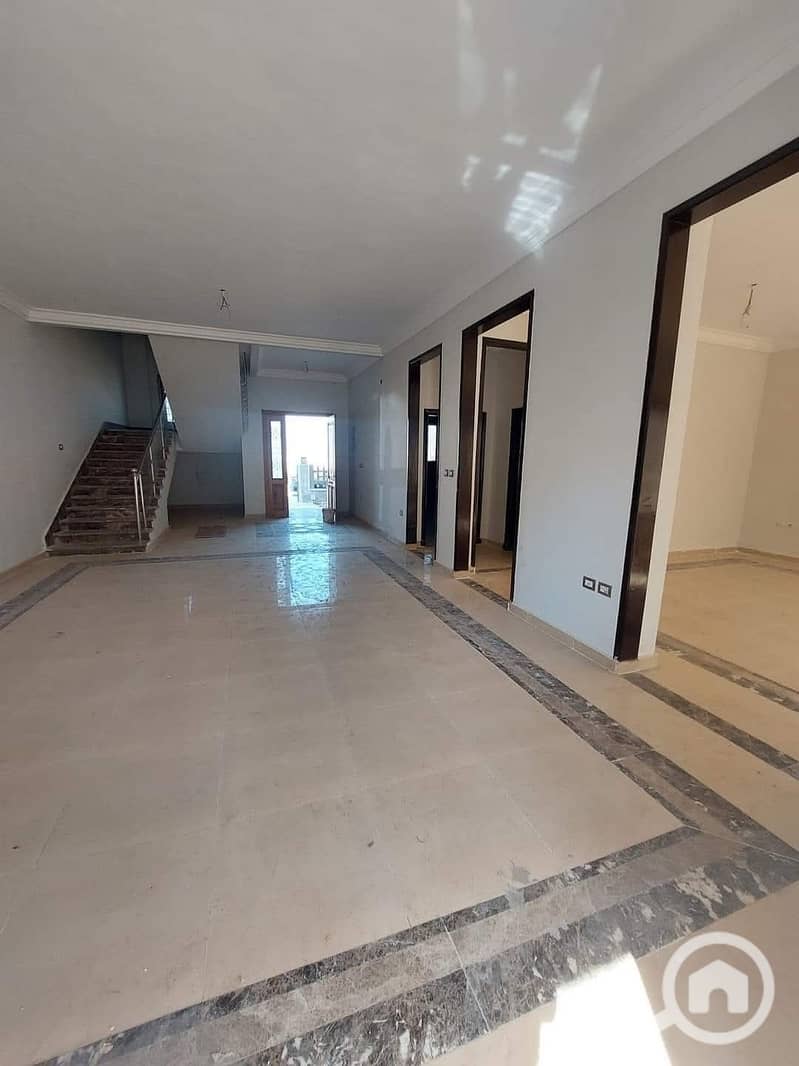 5 689aa6e1-4968-4109-836e-b8f9c20c5852. jpg