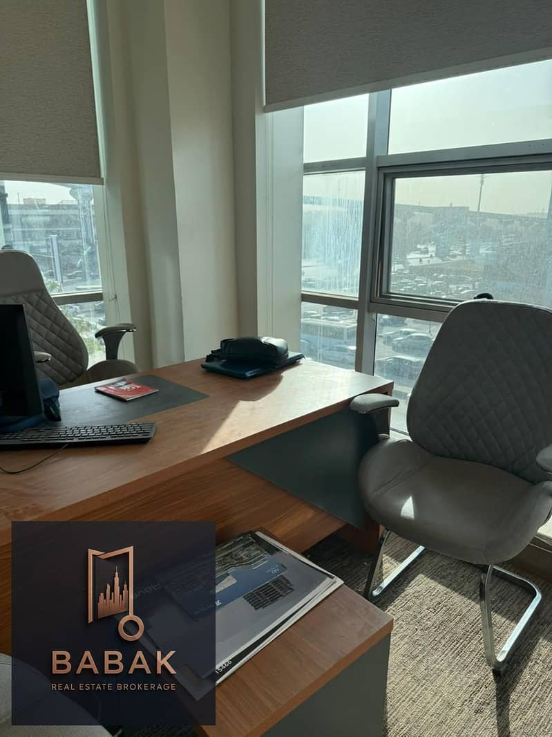 5 9b78884d-aba3-4c4c-b857-41d8a942b688. jpg