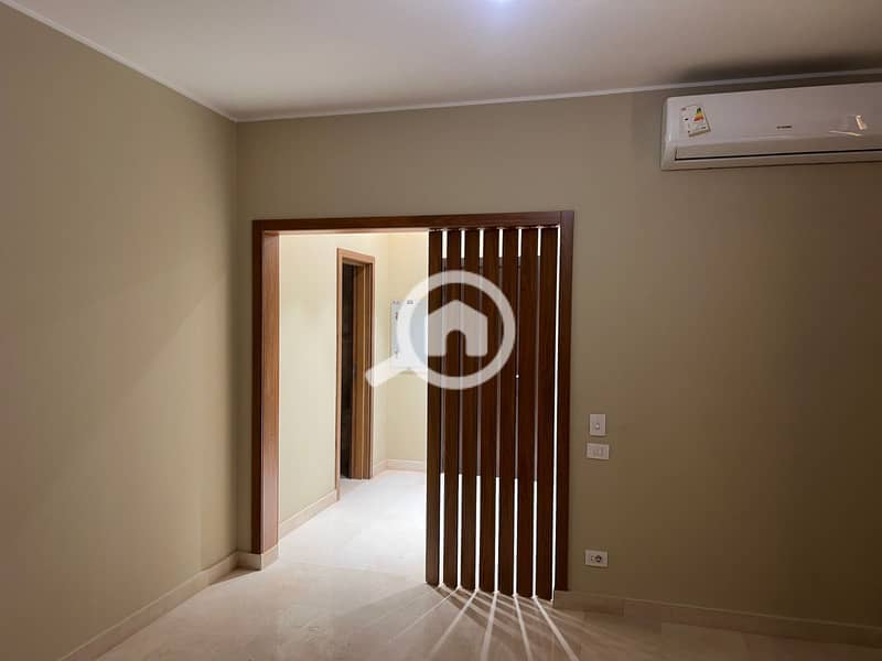 4 motion_photo_7130571467152038466. jpg