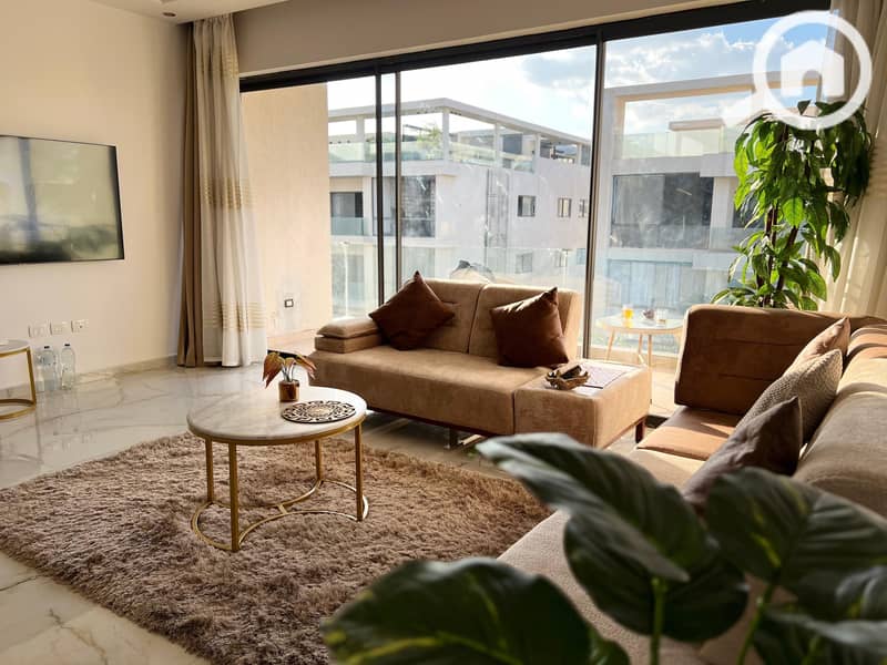 4 0c541a26-43dc-4858-988e-ad36c139bd69. jpg