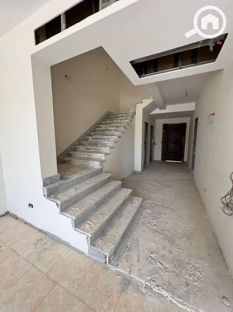 4 WhatsApp_Image_2024-12-05_at_12.37. 53_1a9195e7. jpg