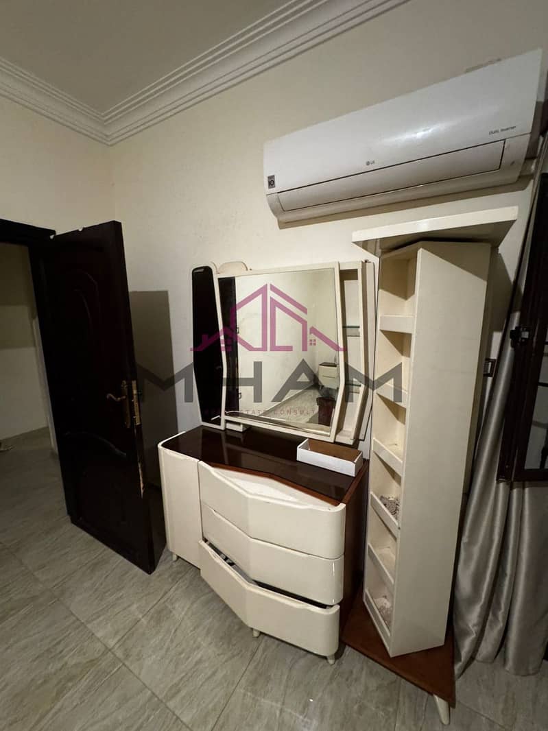 7 photo_6035164710518328466_y. jpg