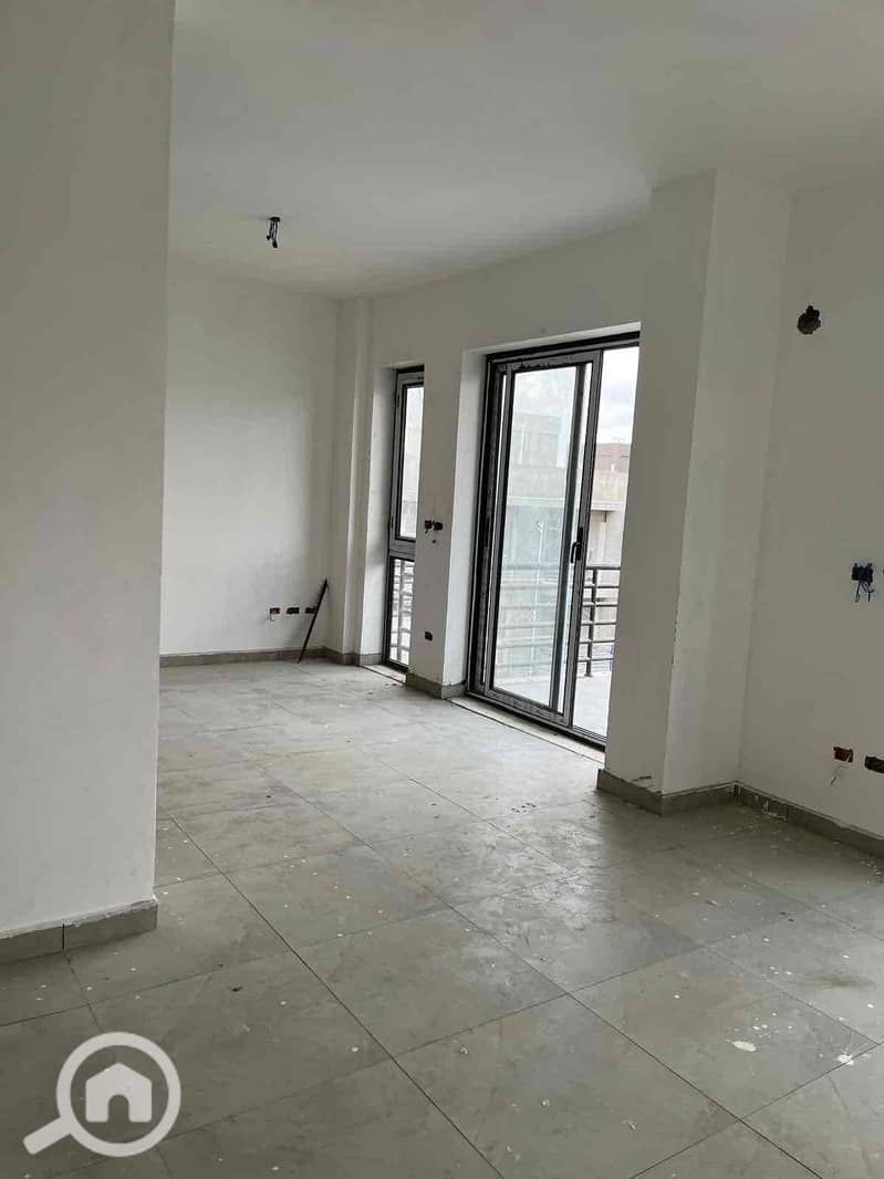 2 ffcb12ac-9b34-4b46-9cf5-260339bcca9a. jpg