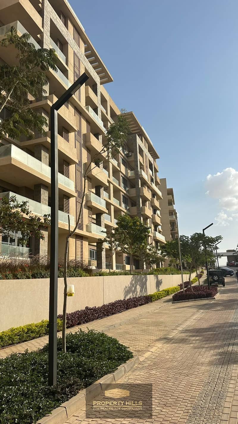 21 1927d67f-f0db-4c5f-8a3f-9d0e14a9696f. JPG