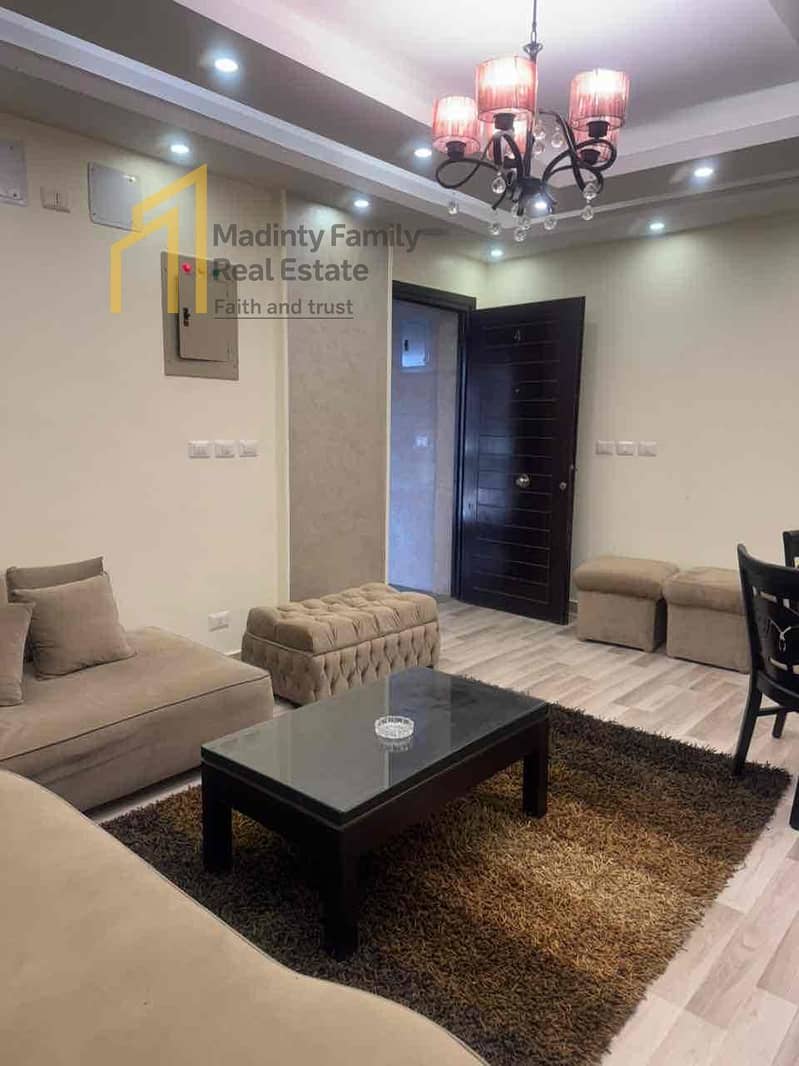 10 b7831493-b59d-43ab-9507-ff9f59088eef. jpg