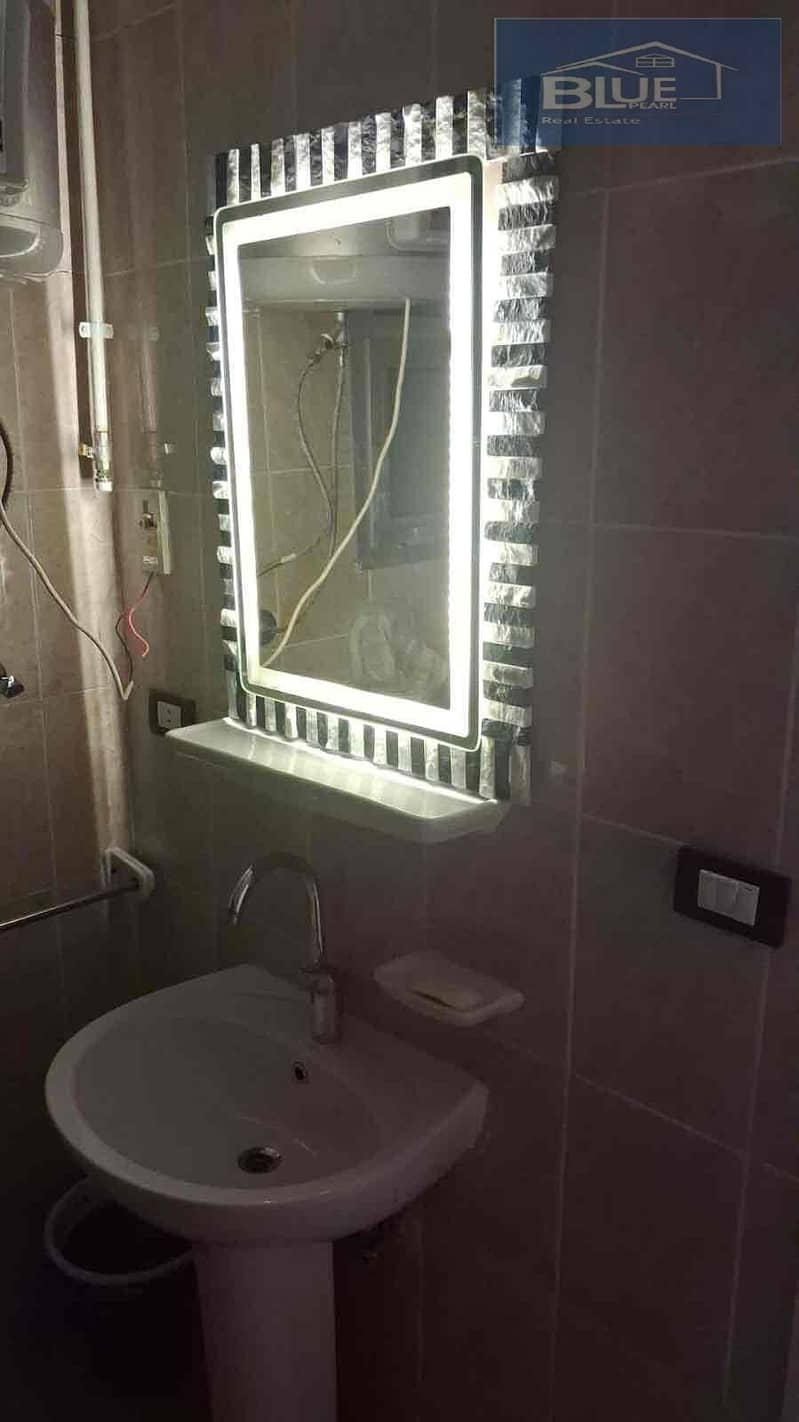 11 86107b6a-00ac-41fc-9da9-52ca7f508860. jpg