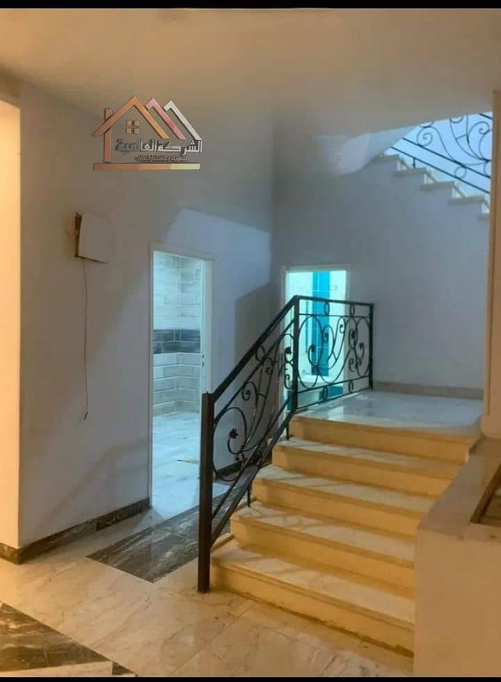 11 5788d9f5-4130-4f59-89c0-b5398919573a. jpg