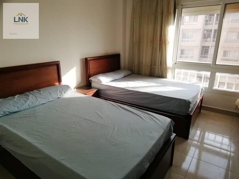 11 a407c601-f1df-4d69-b80d-4f9979958640. jpg