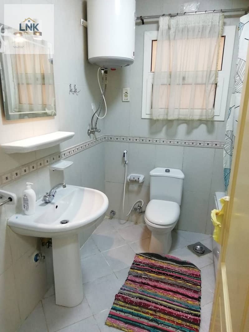 18 c7e8fa71-6fac-4ecc-8c65-bdb11899a564. jpg