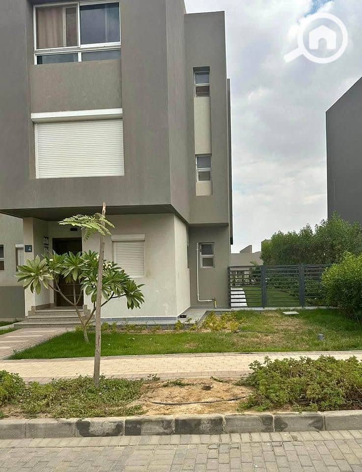 8 469354027_1306232574065773_4677623531686380472_n. jpg